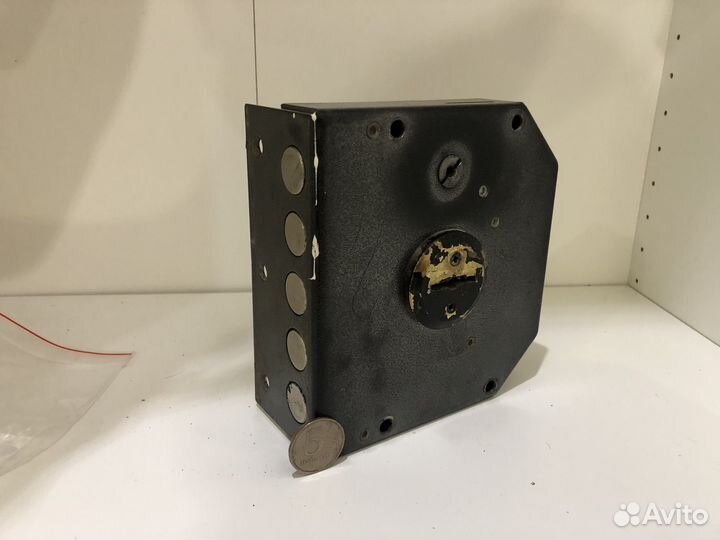 Замок металлический