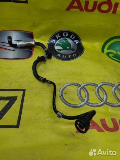 Вакуумная магистраль Audi A4 седан 2.0 cdnc 2010