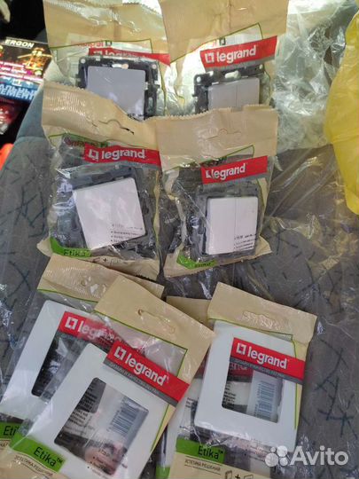 Выключатели Легранд