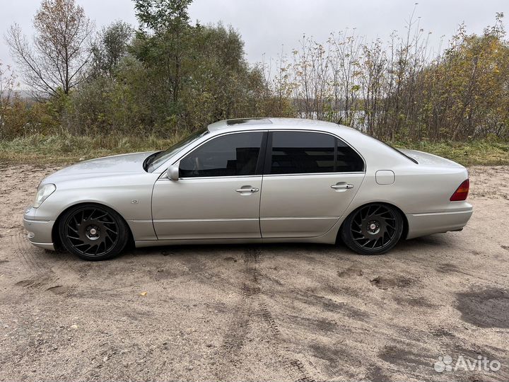 Lexus LS 4.3 AT, 2002, 299 000 км