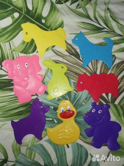 Игрушки для ванной на присосках
