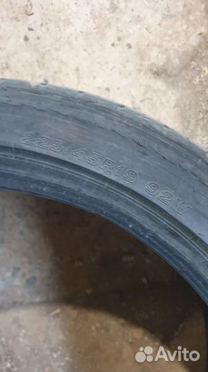 Bridgestone Turanza T001 225/45 R19