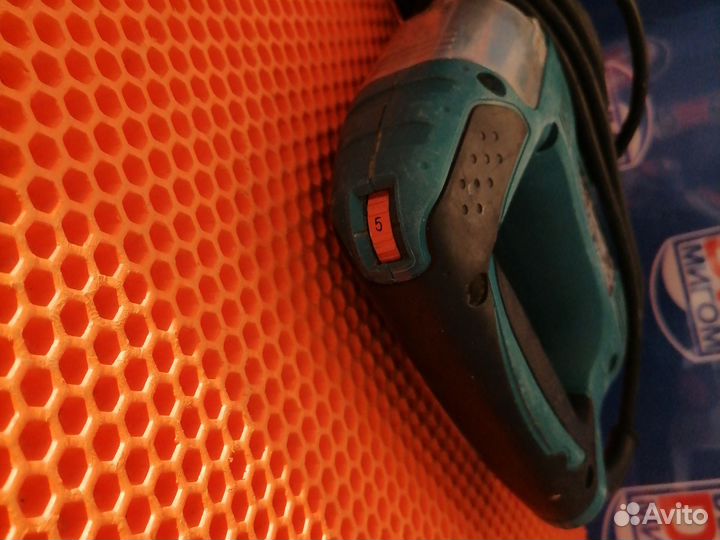 Т) Лобзик Makita 4327