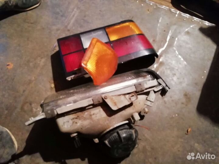 Фара передняя левая и задняя правая, volvo 460GL