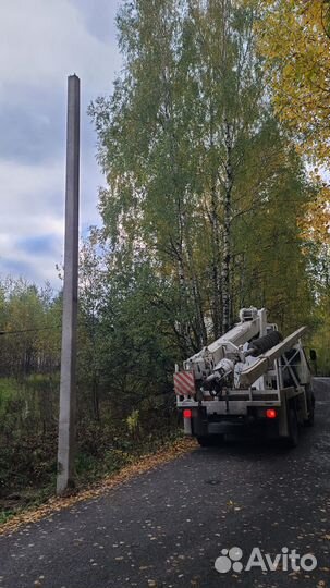 Ямобур. Установка столбов электрических, опор лэп