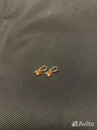 Золотые серьги