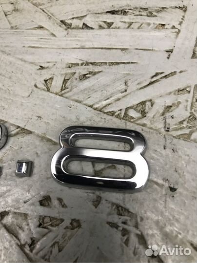 Шильдик задний Audi A6 С7 chva 2011