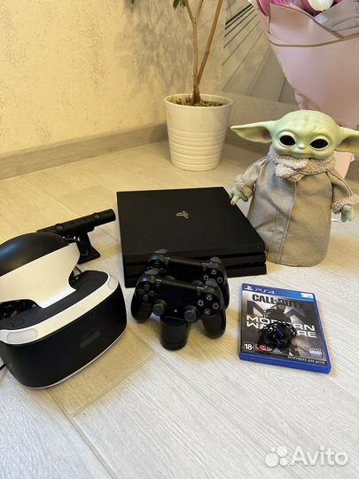 Sony playstation 4 pro 1tb + VR шлем