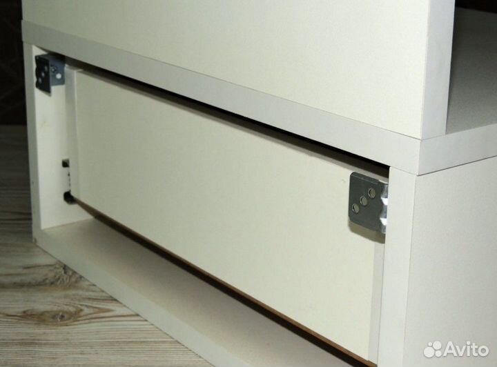 Тумба настенная