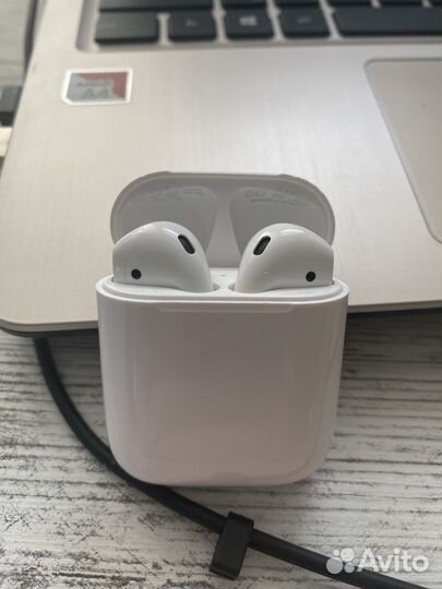 Airpods 1