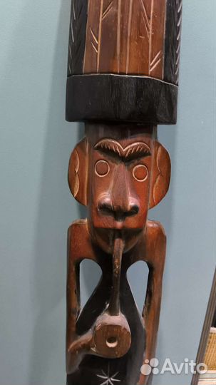Деревянная статуэтка маска