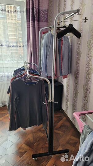 Стойка вешало для одежды