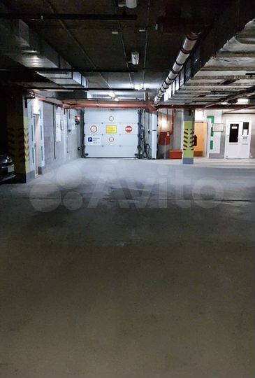 Машиноместо, 15 м²