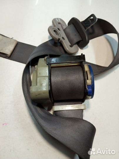 Ремень безопасности задний правый Nissan Almera