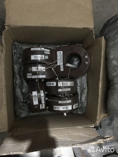 Конденсаторы, изолятор, дроссель