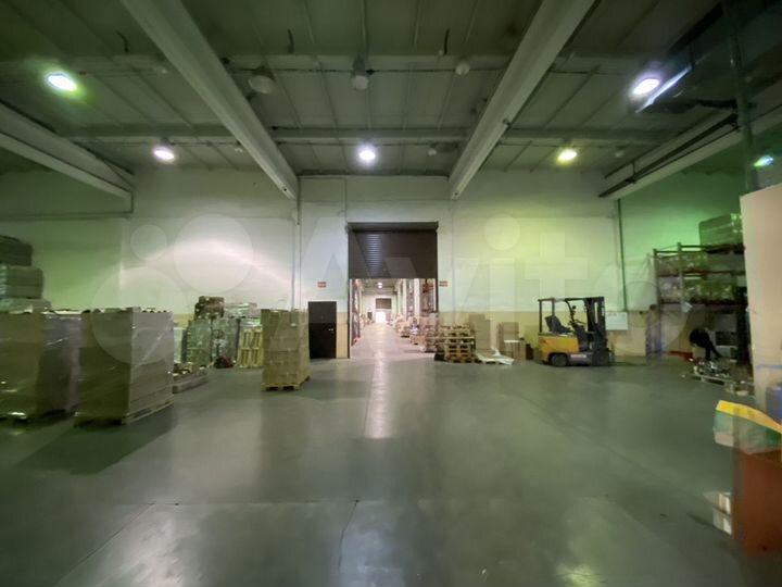 Производственно-складское помещение, 7700 м²