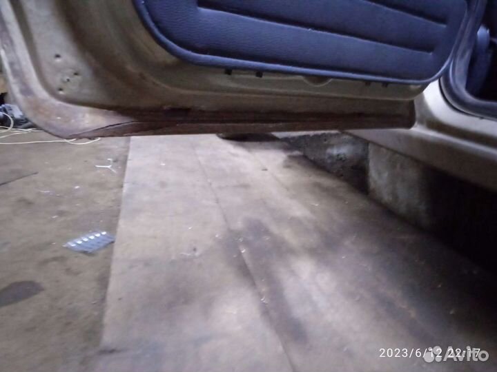 Дверь задняя левая Daewoo Nexia