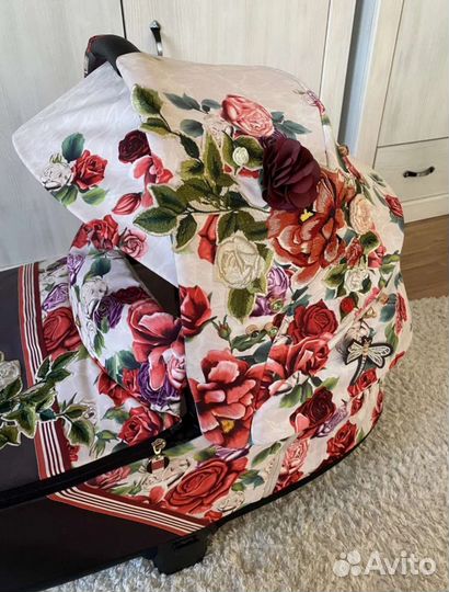 Люлька Cybex Priam III Blossom