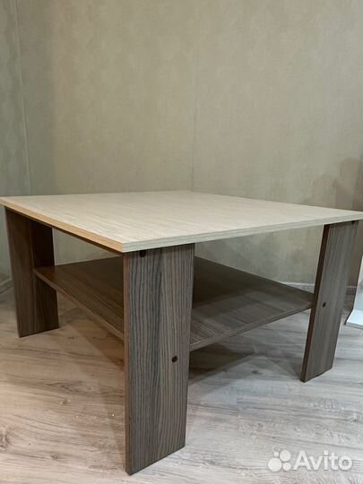 Журнальный стол