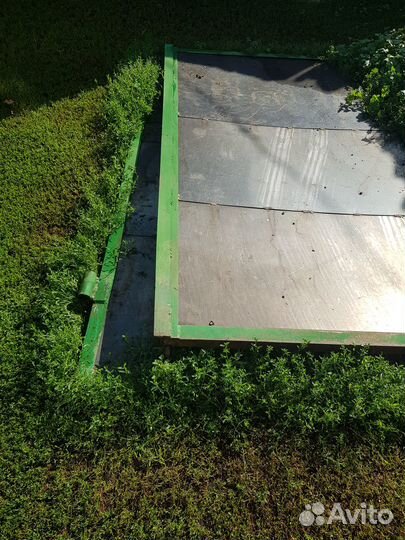 Гаражные распашные ворота