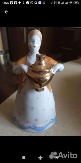 Статуэтка Дулево, девушка с самоваром