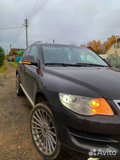 Динамические поворотники на VW Touareg 1 (7L)