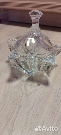 Ваза с крышкой новая