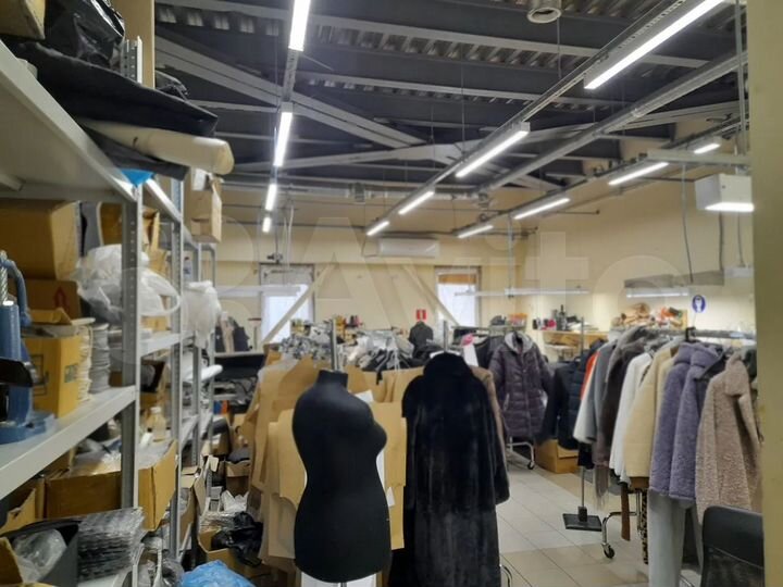 Склад, 531.7 м²