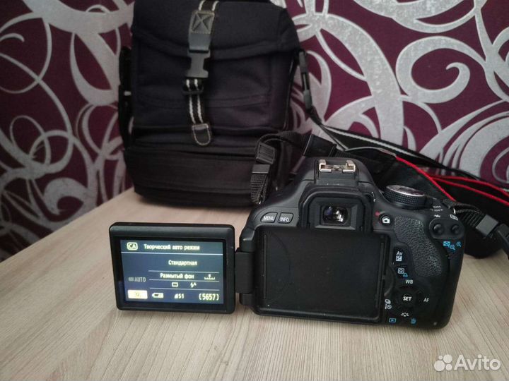 Зеркальный фотоаппарат canon 600d