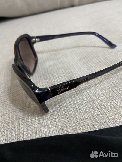 Очки Guess
