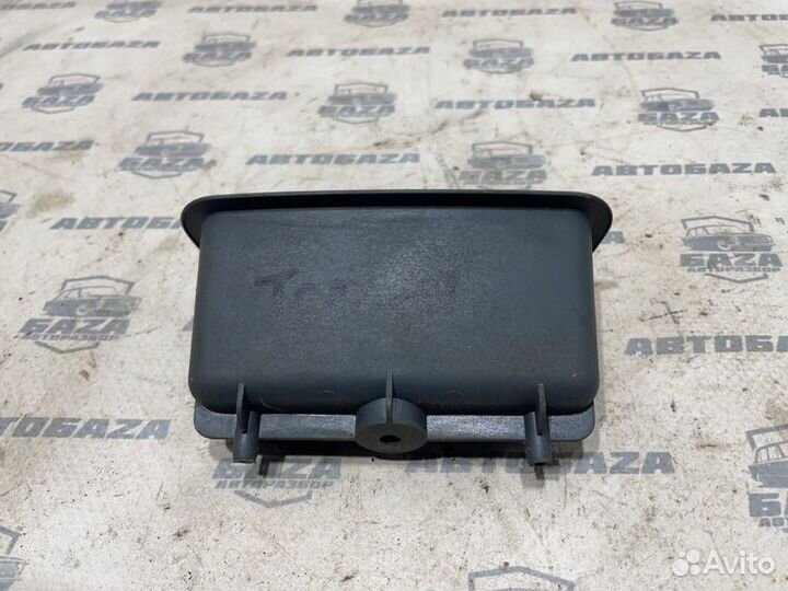 Карман двери правый Toyota Sprinter Marino AE100