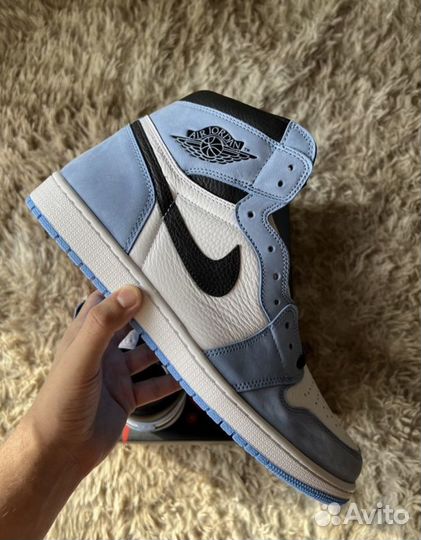 Jordan 1 Retro High White University Blue