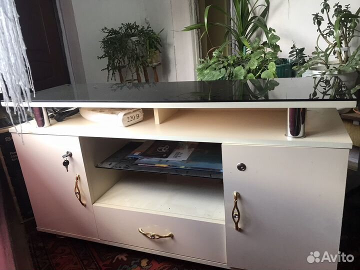 Тумба под телевизор бу