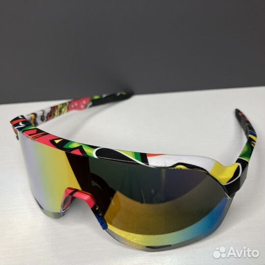 Спортивные очки