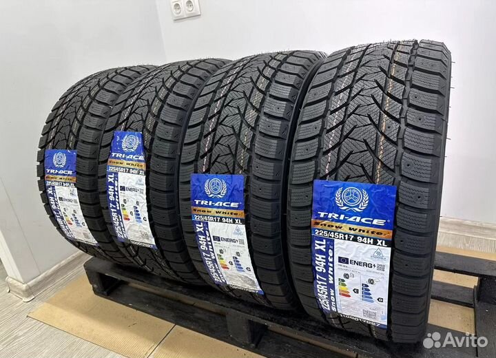 Tri Ace Snow White II 225/45 R17 23H