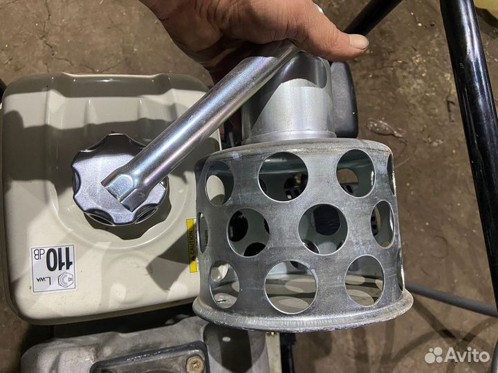 Бензиновая мотопомпа Daishin SWT-80HX