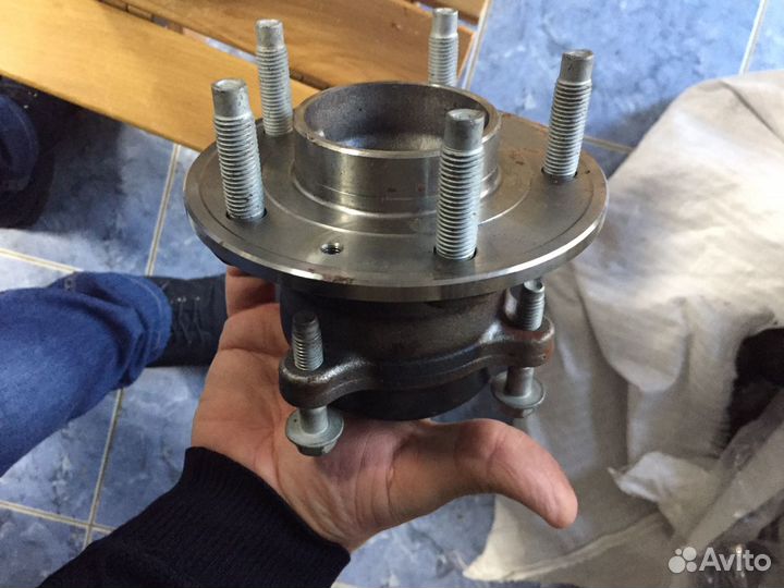 Ступица зад.opel Astra J Chevrolet Cruze R16