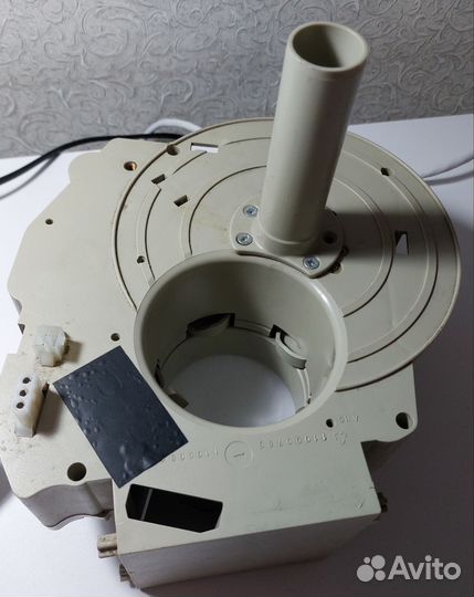 Блок выдачи стаканов