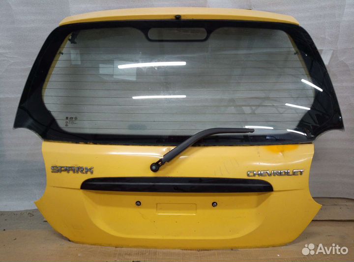 Chevrolet spark шевроле спарк крышка багажника две