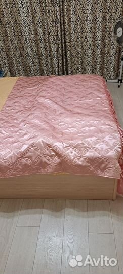 Покрывало на кровать