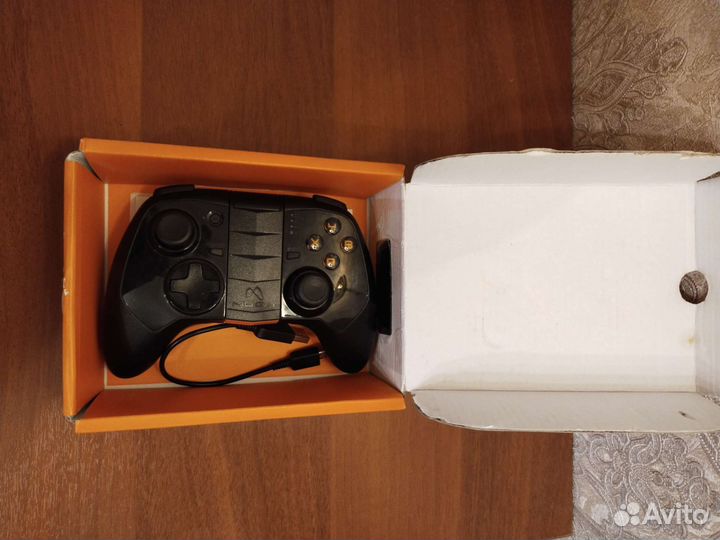 Геймпад для телефона Moga