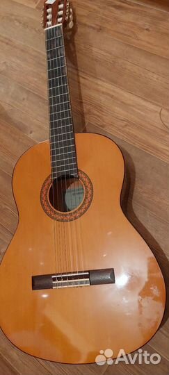 Гитара классическая 6 струнная из натурального дер