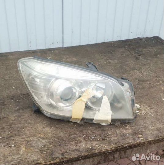 Фара toyota rav 4