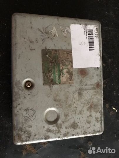 Блок управления двс Nissan Sunny