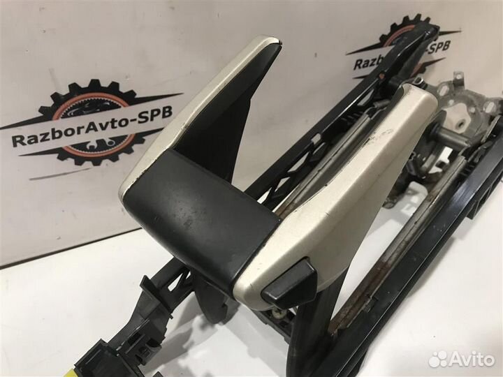 Рычаг стояночного тормоза Opel Zafira B 2005-2012