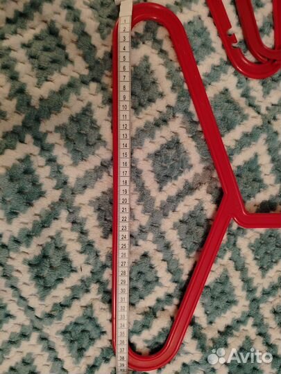 Вешалки плечики пластиковые и металлические