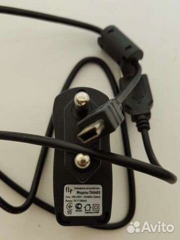 Зарядка для телефона Fly TA6403