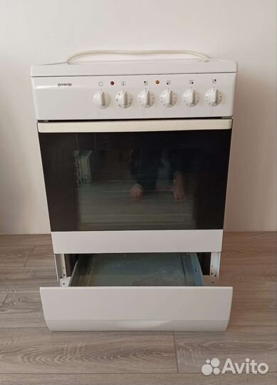 Электрической Плиты Gorenje EC3000SM-W