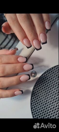 Наращивание ногтей