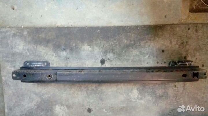 Продам усилитель заднего бампера форд фокус 2 рейс